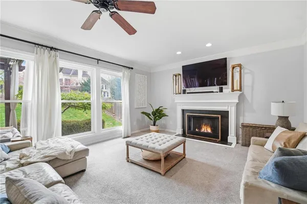 $775,000 | 5303 Northwest 60th Terrace, Kansas City, MO 64151
