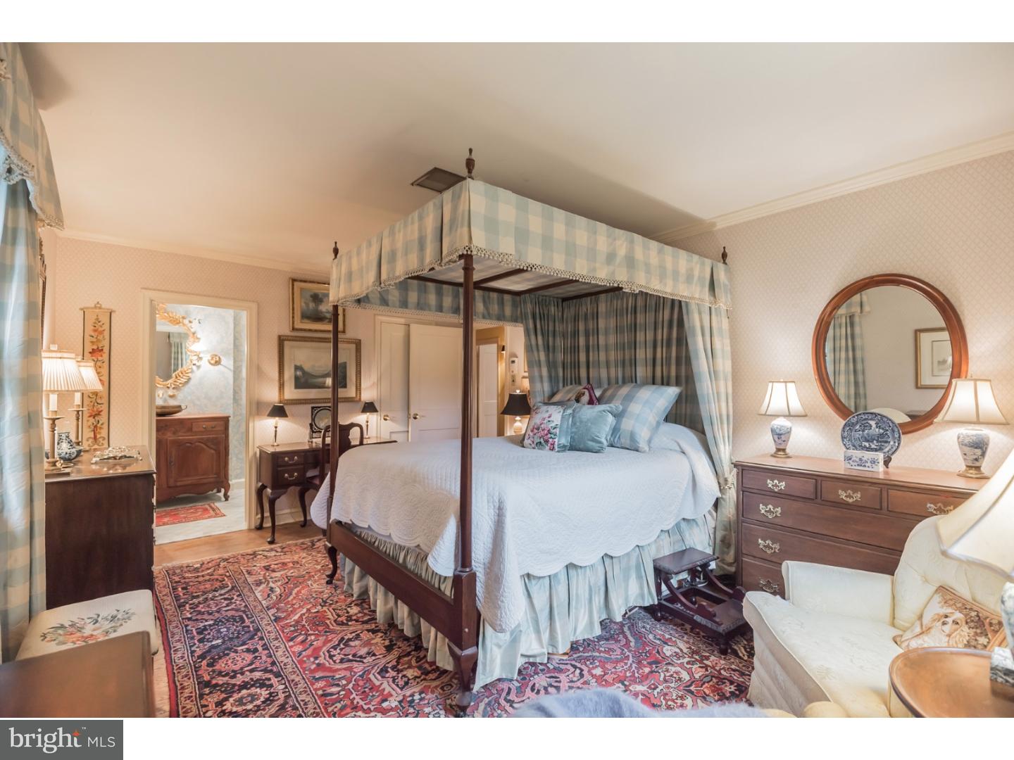656 Lindley Road Glenside, PA 19038 - Photo 17 of 25 Gallery Image 17