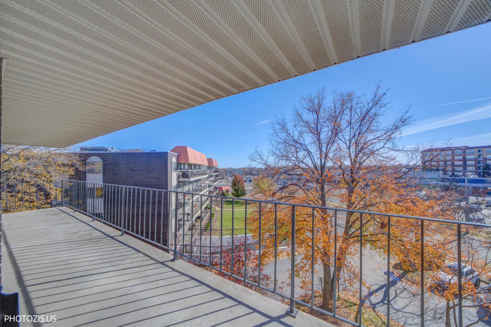 4900 Foster Street, Unit 412 Skokie, IL 60077 - Photo 17 of 32 a view of a roof deck