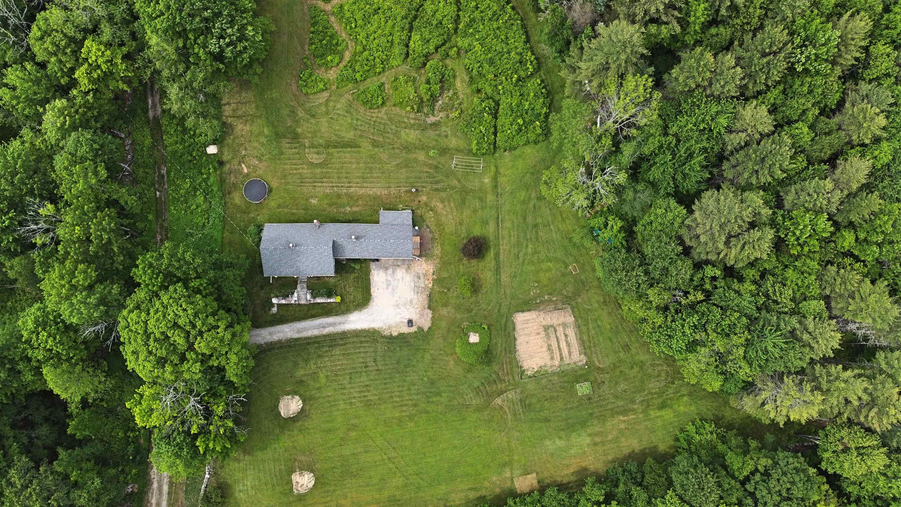 81 John Symonds Road Acworth, NH 03607 - Photo 3 of 38 Gallery Image 3