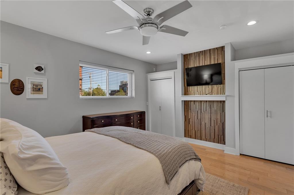 90 Ruth Street Pittsburgh, PA 15211 - Photo 12 of 24 Gallery Image 12
