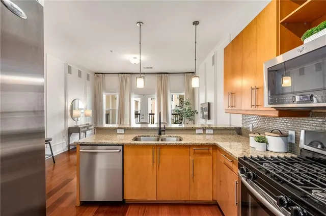 $355,000 | 870 Inman, Unit A305, Atlanta, GA 30307
