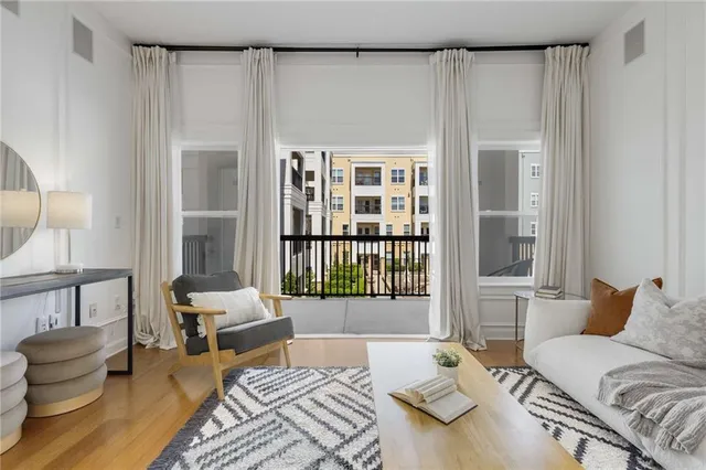 $355,000 | 870 Inman, Unit A305, Atlanta, GA 30307