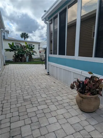 $2,000 | 438 Nettles Boulevard, Jensen Beach, FL 34957