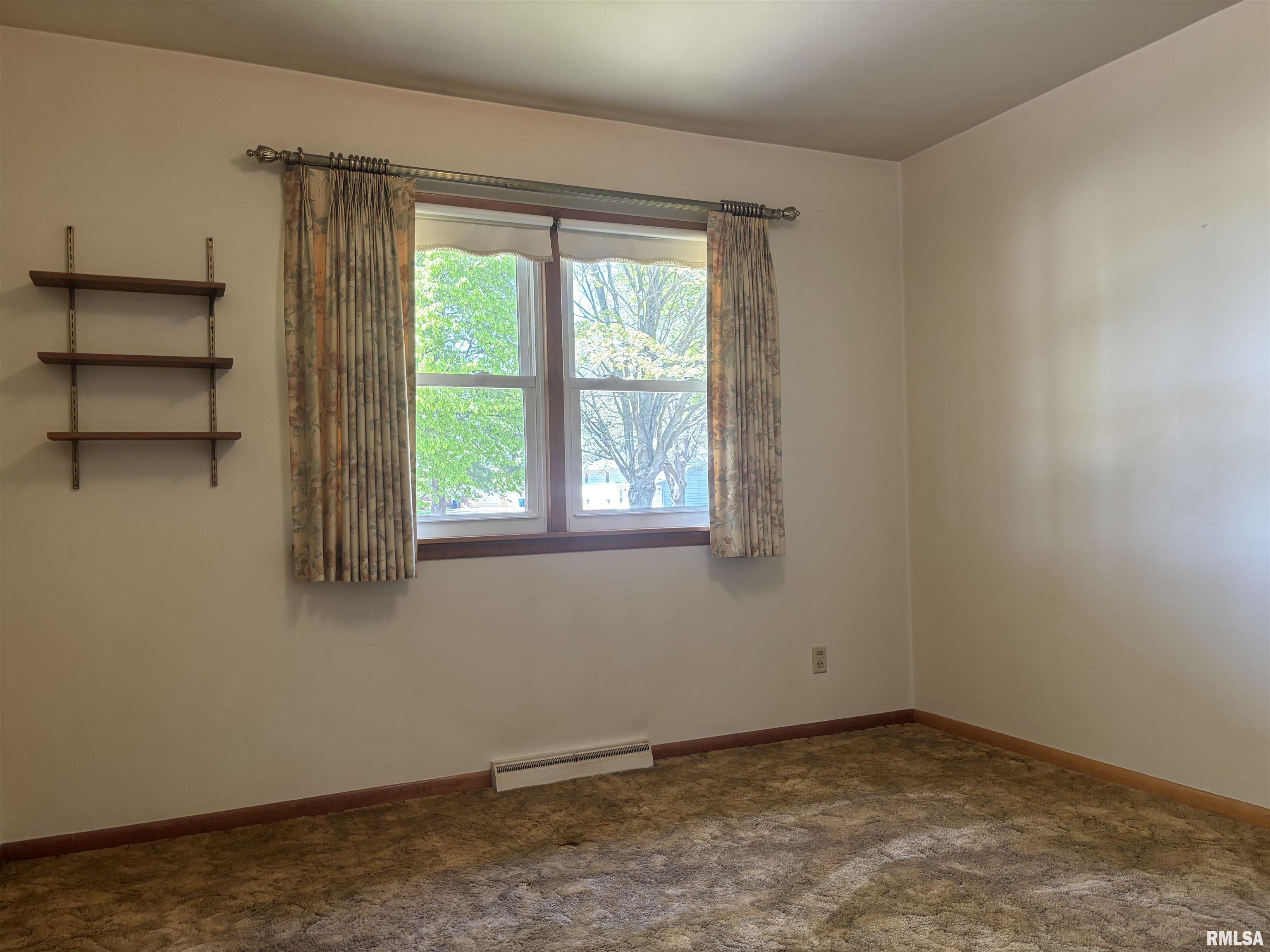 100 Kennedy Court Wyoming, IL 61491 - Photo 27 of 51