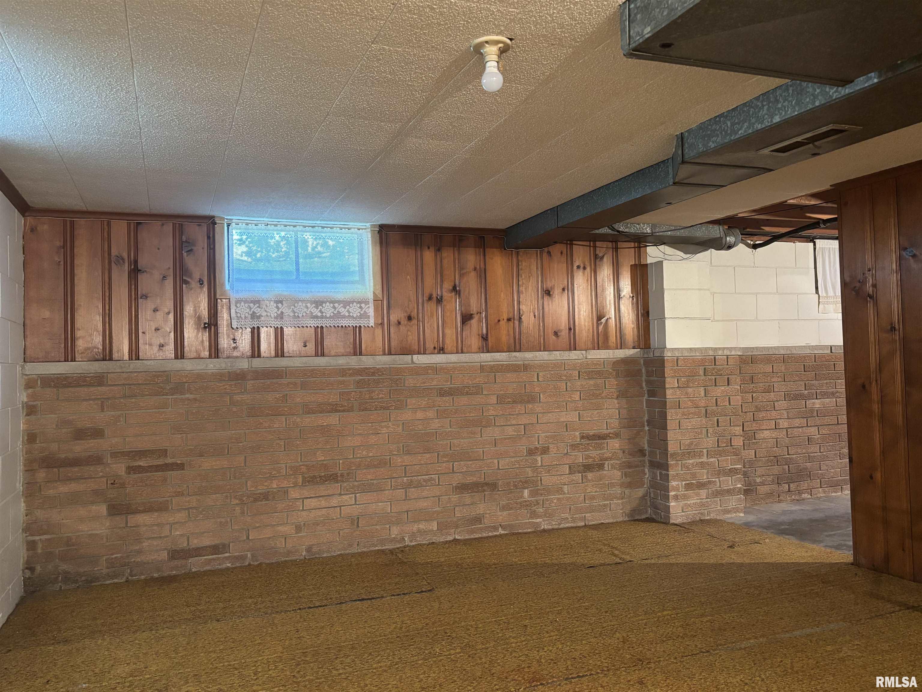 100 Kennedy Court Wyoming, IL 61491 - Photo 45 of 51