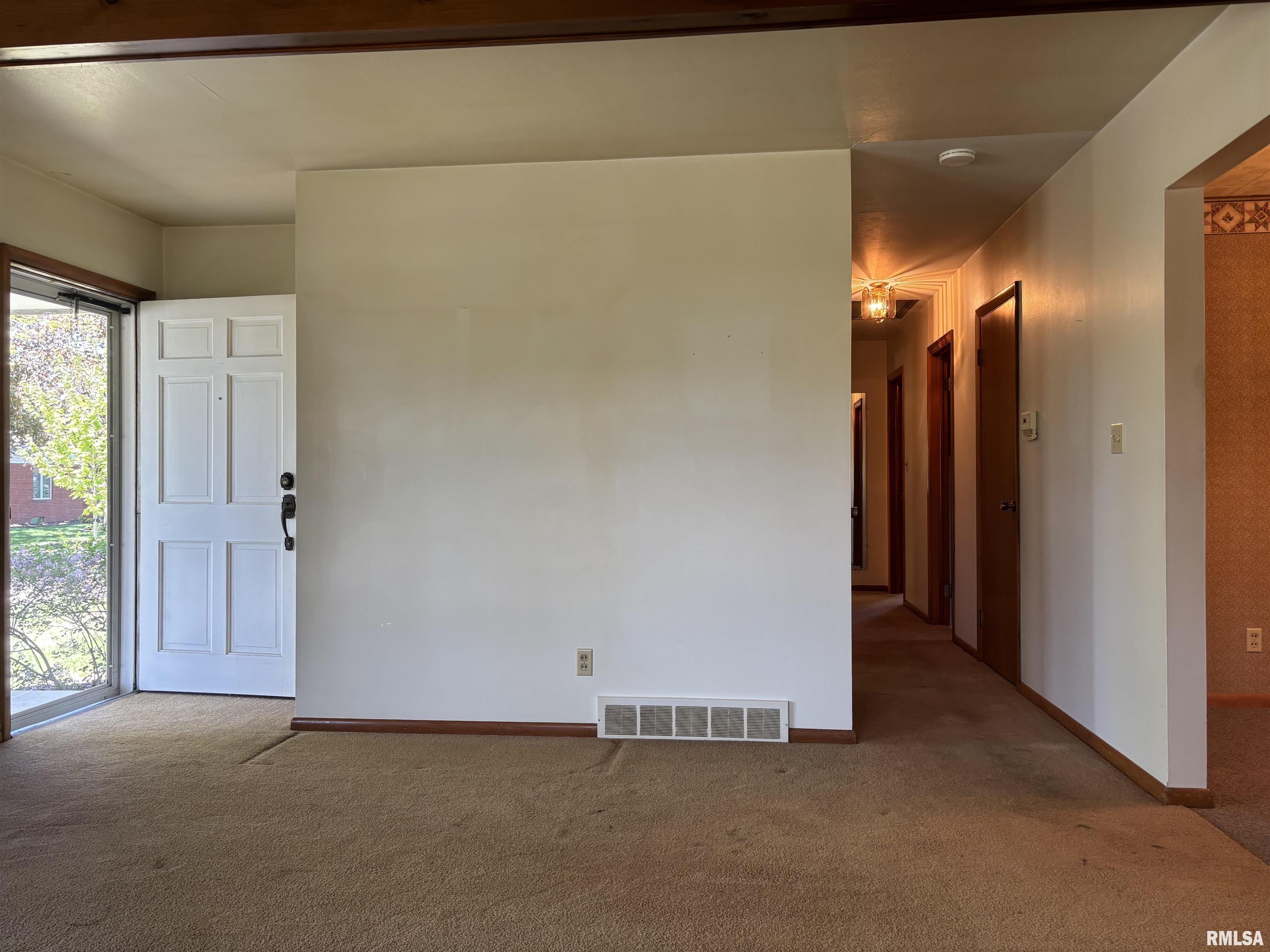100 Kennedy Court Wyoming, IL 61491 - Photo 9 of 51