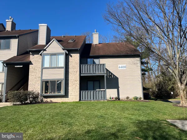 $2,150 | 4418 A Aberdeen Drive, Mount Laurel, NJ 08054