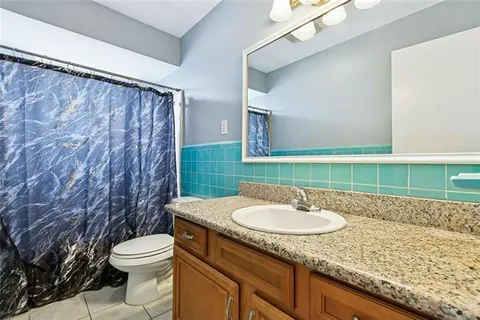 $325,000 | 1940-42 Allen Toussaint Boulevard, New Orleans, LA 70122