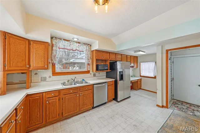 $109,000 | 1071 Livingston Street, Carlyle, IL 62231