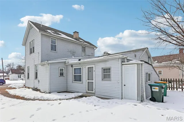 $109,000 | 1071 Livingston Street, Carlyle, IL 62231