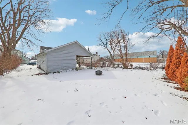 $109,000 | 1071 Livingston Street, Carlyle, IL 62231