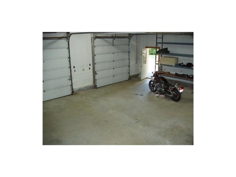 598 Main Road Westport Island, ME 04578 - Photo 16 of 18 Garage