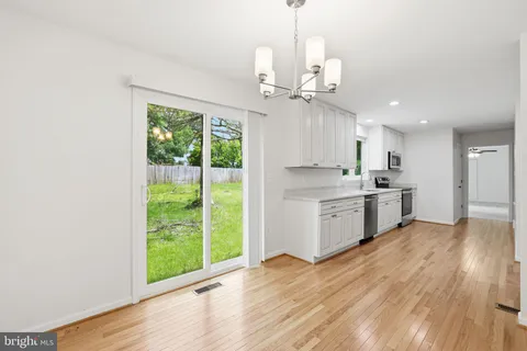 $3,000 | 9113 Bramble Bush Court, Gaithersburg, MD 20879