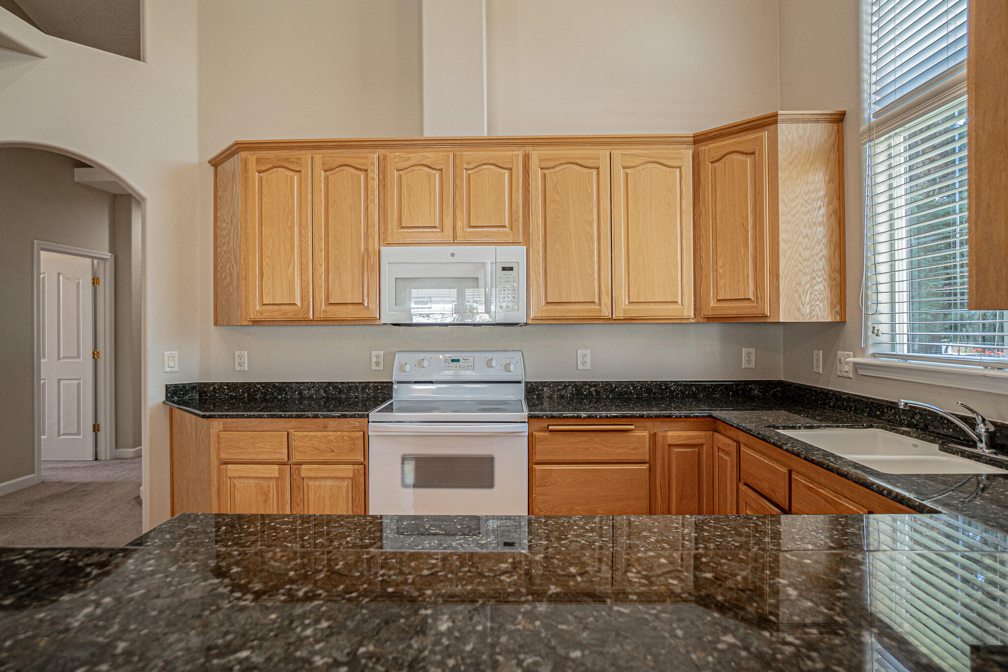 160 Keystone Way Eagle Point, OR 97524 - Photo 15 of 39