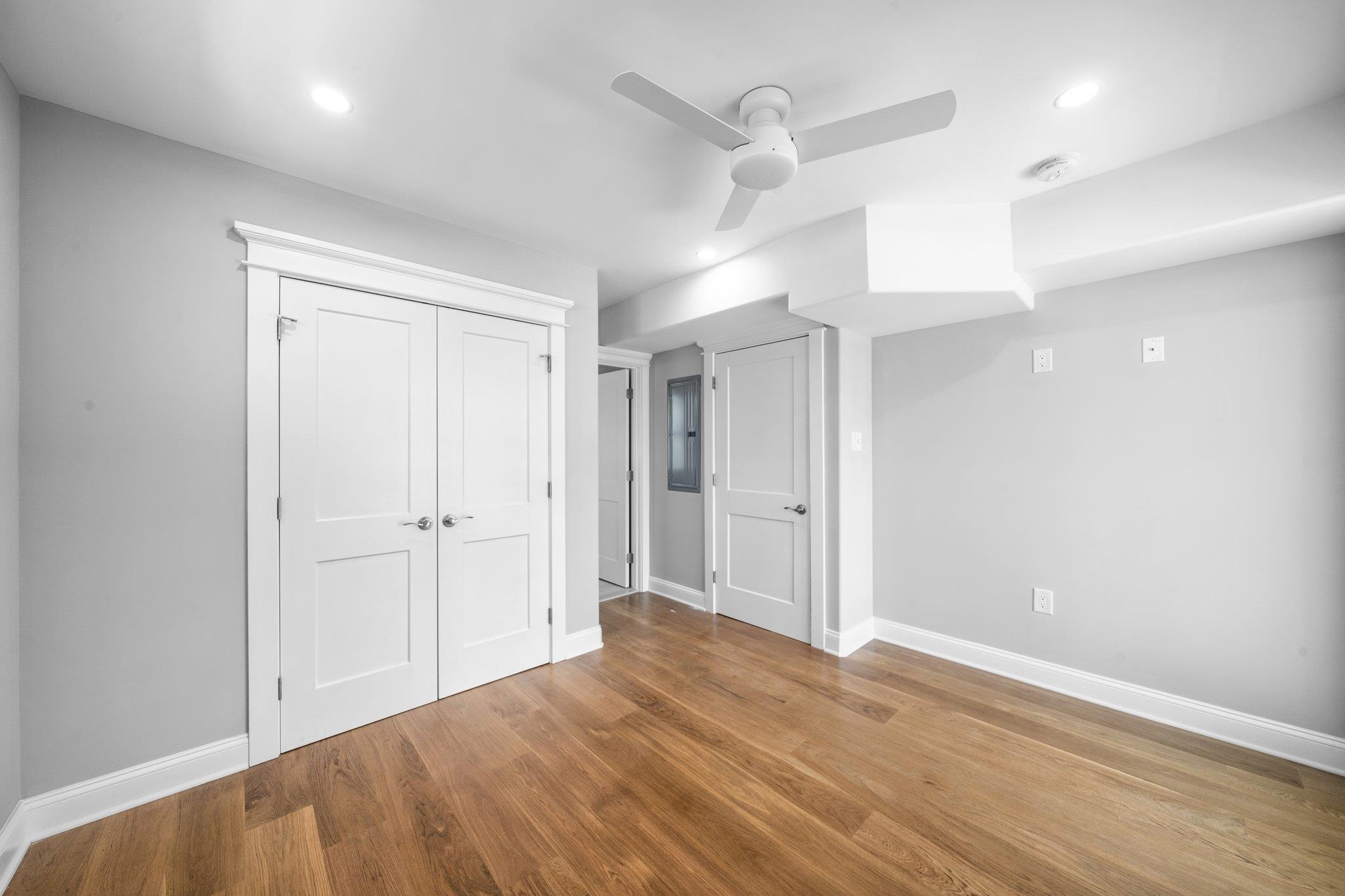 297 24th, Unit 297 Avalon, NJ 08202 - Photo 24 of 49 a view of empty room