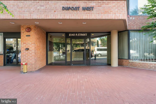 an empty room with window