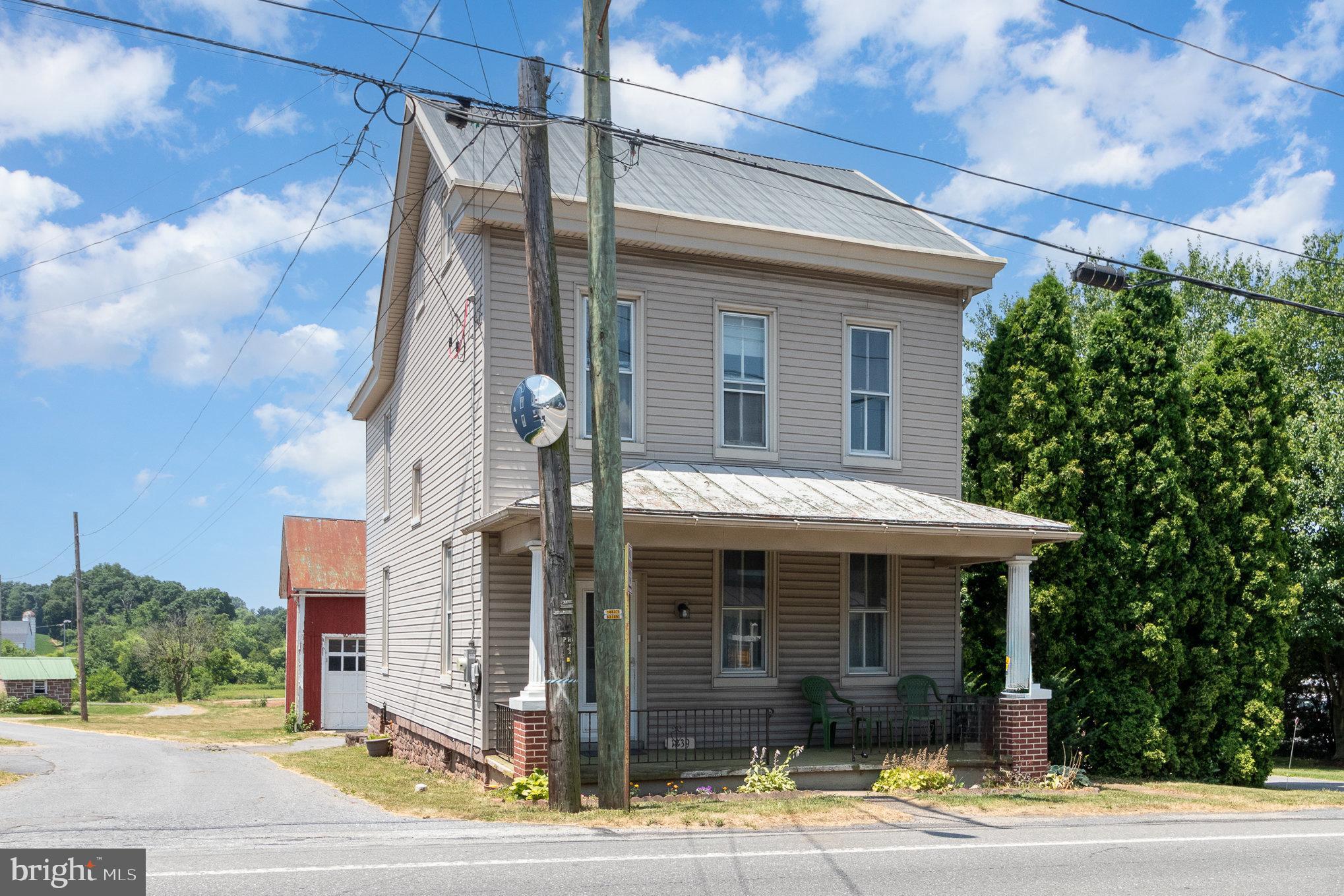 1239 Reading Road Bowmansville, PA 17517 - Photo 3 of 23 Gallery Image 3