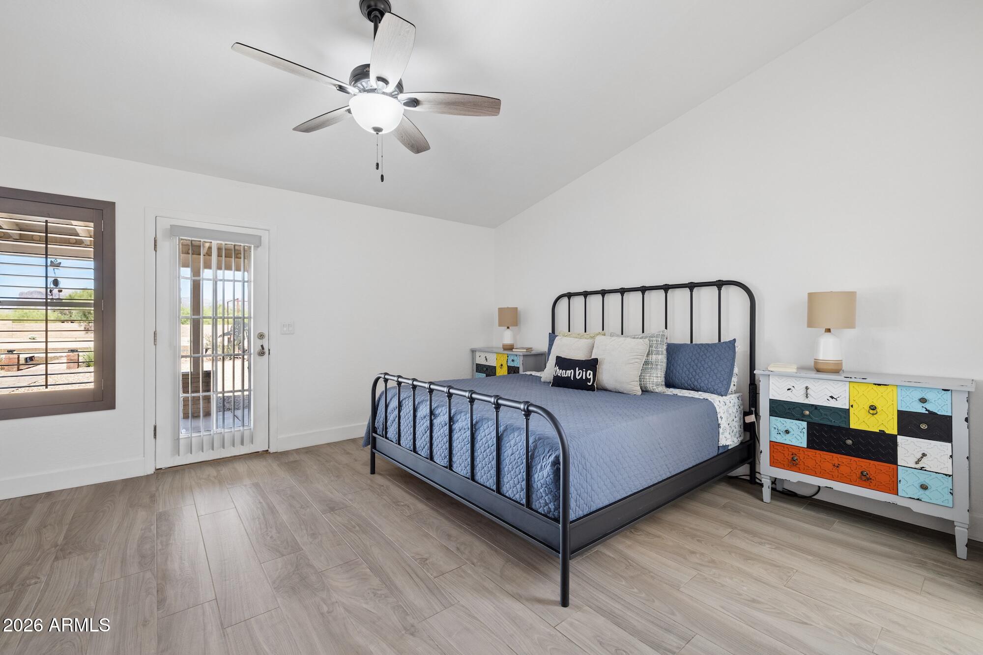 907 North Mountain Road Mesa, AZ 85207 - Photo 18 of 44