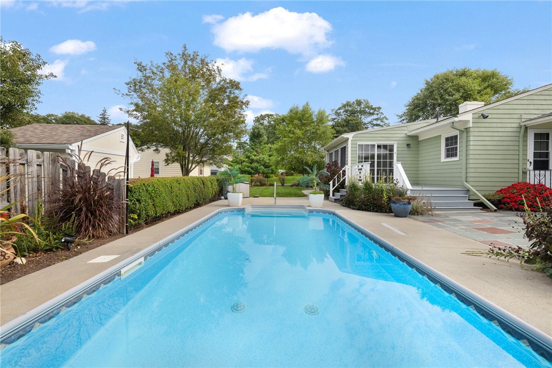 5 West Blue Ridge Road Cranston, RI 02920 - Photo 30 of 33 Gallery Image 30