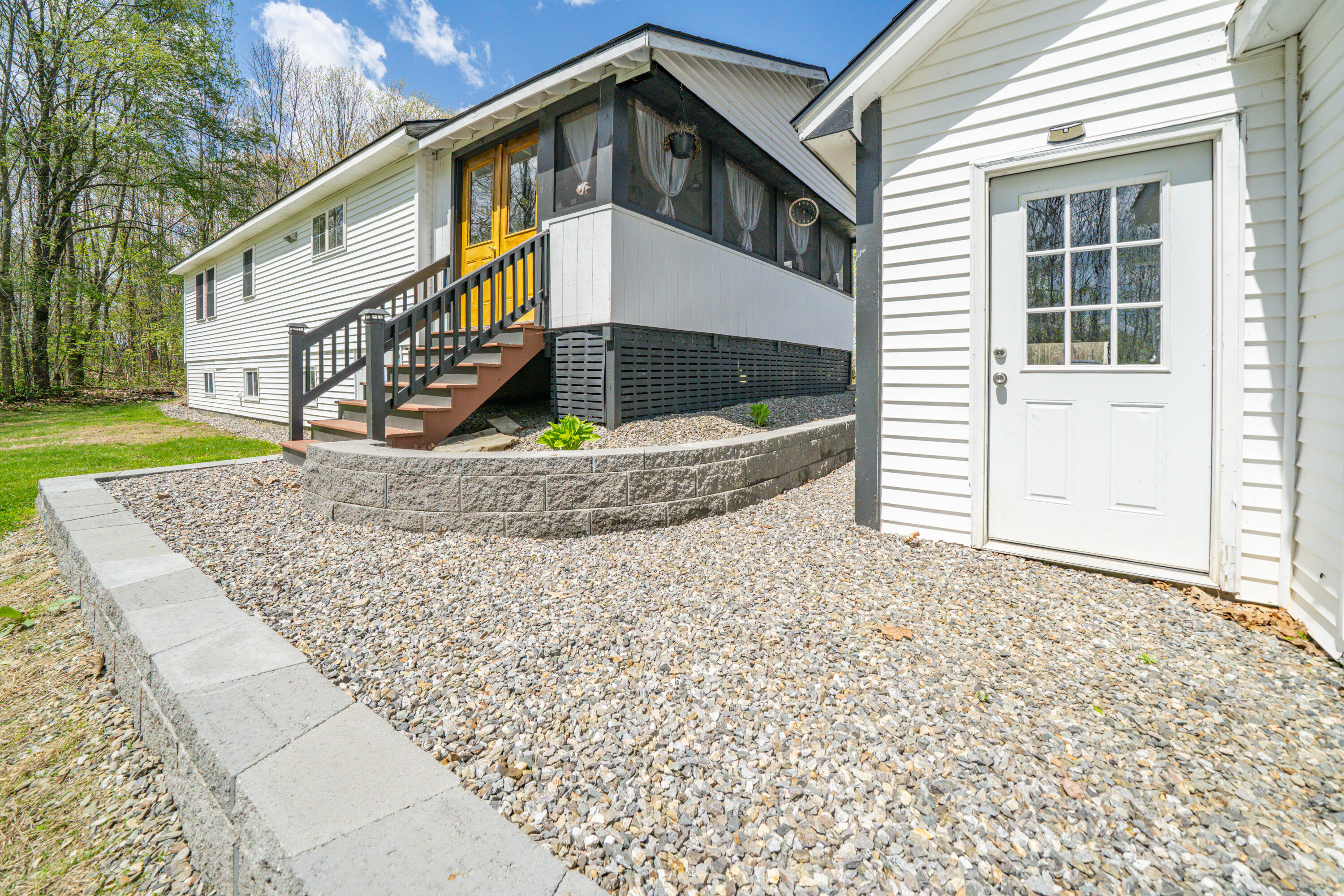 128 Shepard Road Belfast, ME 04915 - Photo 34 of 36 2270