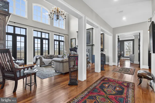 $3,395,000 | 21051 St Louis Road, Middleburg, VA 20117