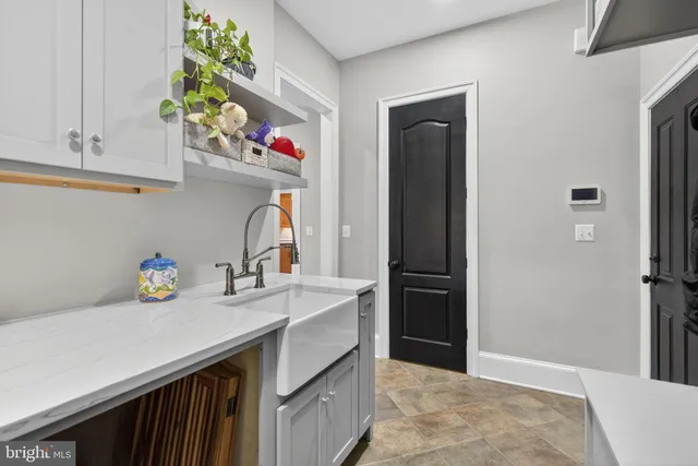 $3,395,000 | 21051 St Louis Road, Middleburg, VA 20117