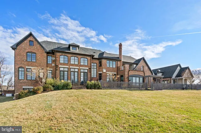 $3,395,000 | 21051 St Louis Road, Middleburg, VA 20117