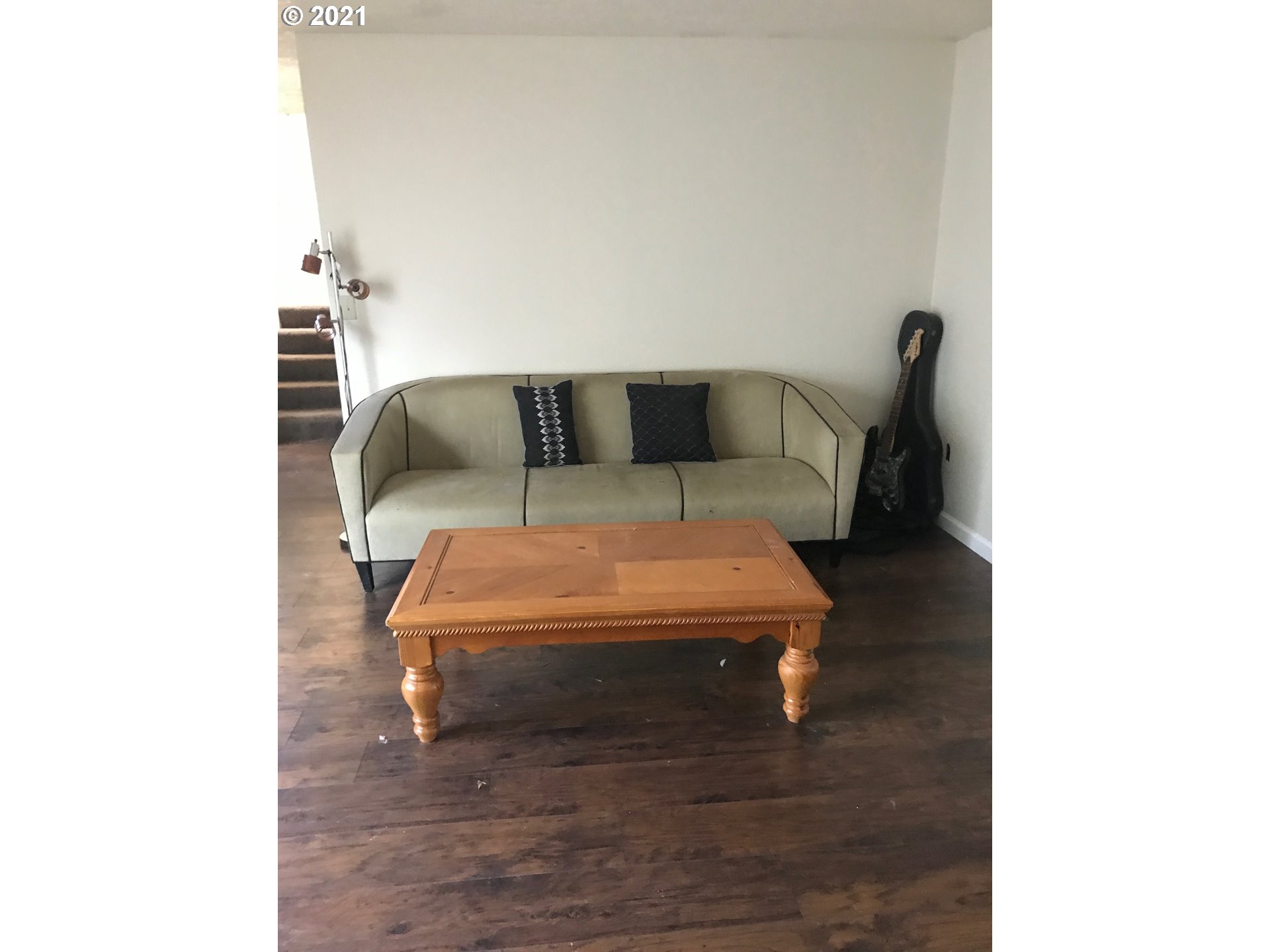 3128 Southwest Huber Street Portland, OR 97219 - Photo 5 of 22 Gallery Image 5