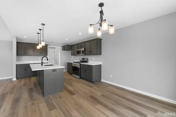 $339,900 | 801 Lagonda Trail, Fort Wayne, IN 46818