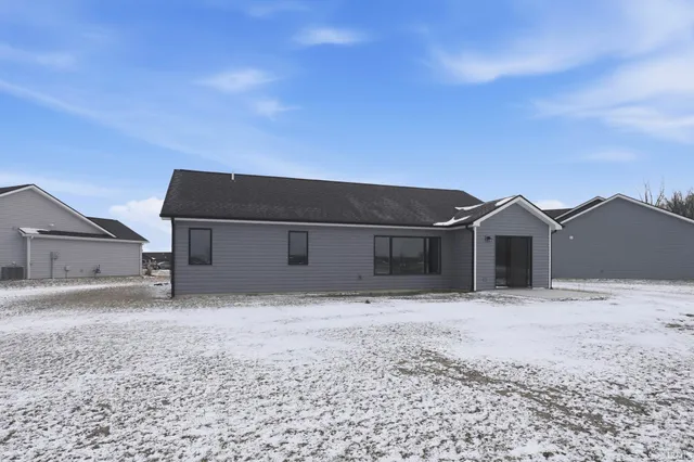 $339,900 | 801 Lagonda Trail, Fort Wayne, IN 46818