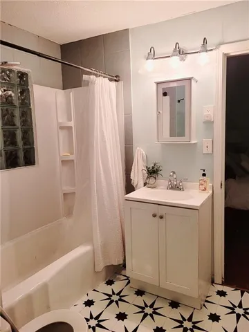 $195,000 | 14815 East Mayes Road, Independence, MO 64050