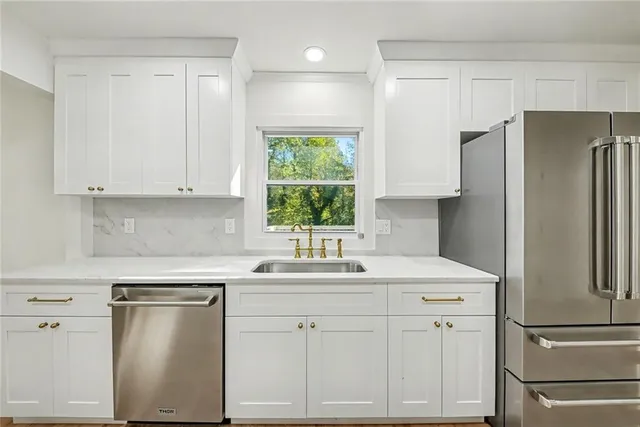 $659,900 | 3755 Prestwick Drive, Tucker, GA 30084