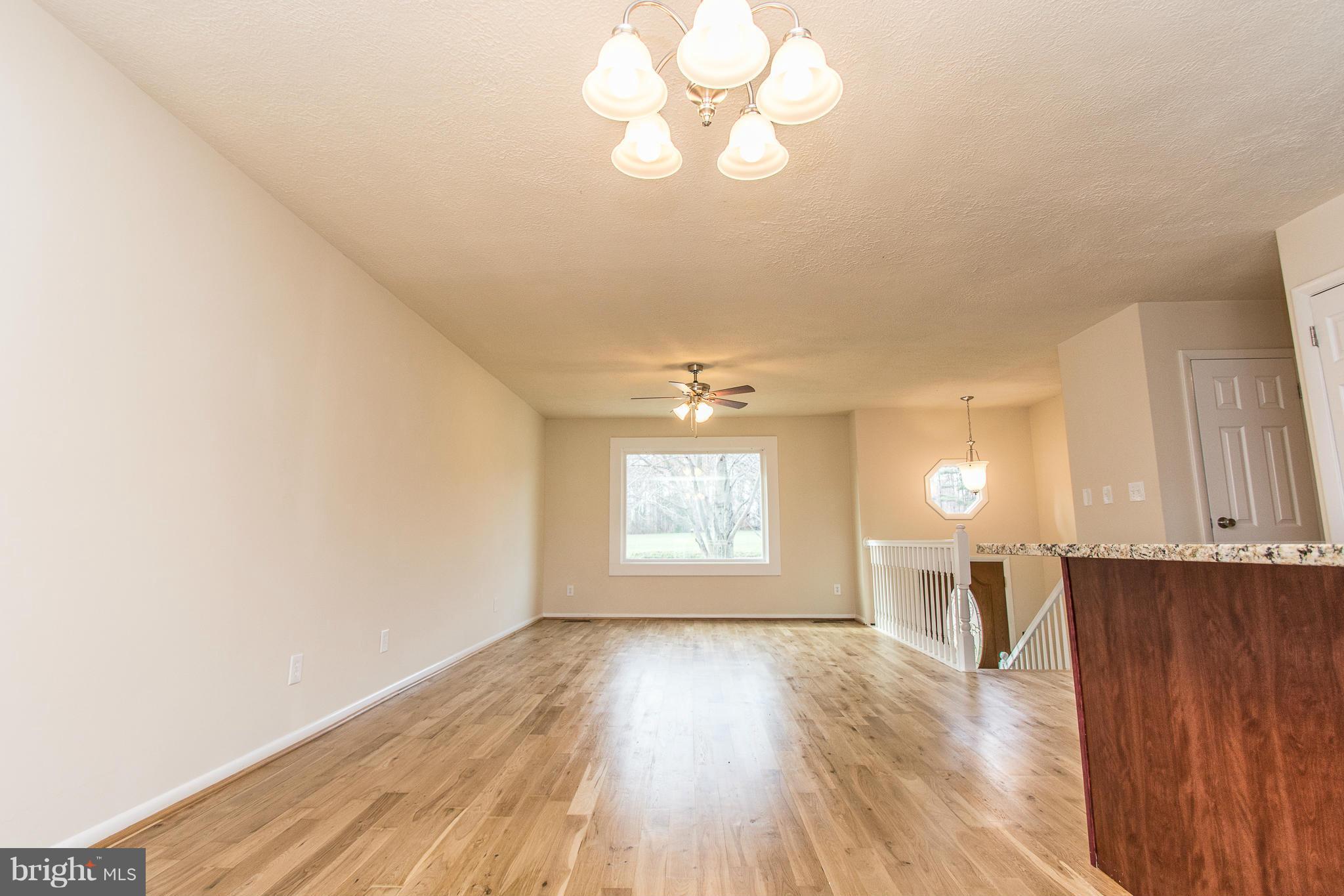 19581 Edwards Shop Road Elkwood, VA 22718 - Photo 8 of 29 Living Room/Dining Area