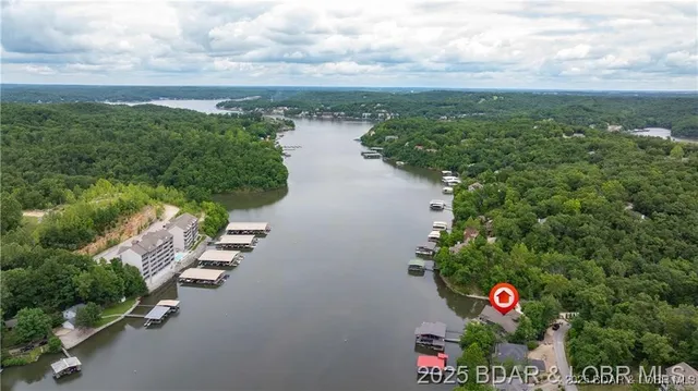 $4,050,000 | 451 Wedge Wood Drive, Camdenton, MO 65020