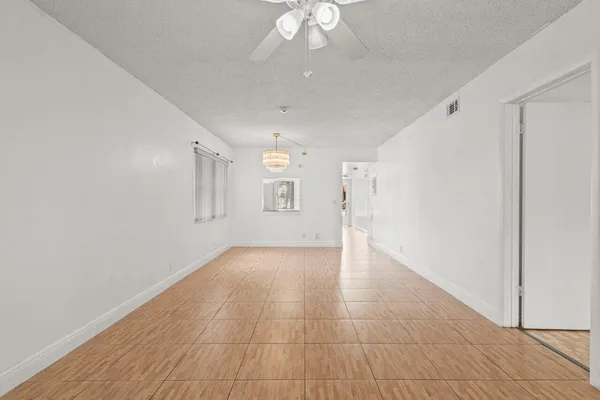 $215,000 | 5975 Forest Hill Boulevard, Unit 106, West Palm Beach, FL 33415