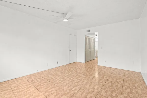$215,000 | 5975 Forest Hill Boulevard, Unit 106, West Palm Beach, FL 33415