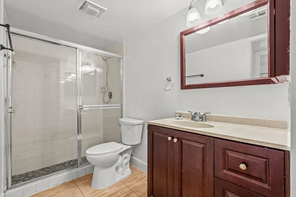 $215,000 | 5975 Forest Hill Boulevard, Unit 106, West Palm Beach, FL 33415