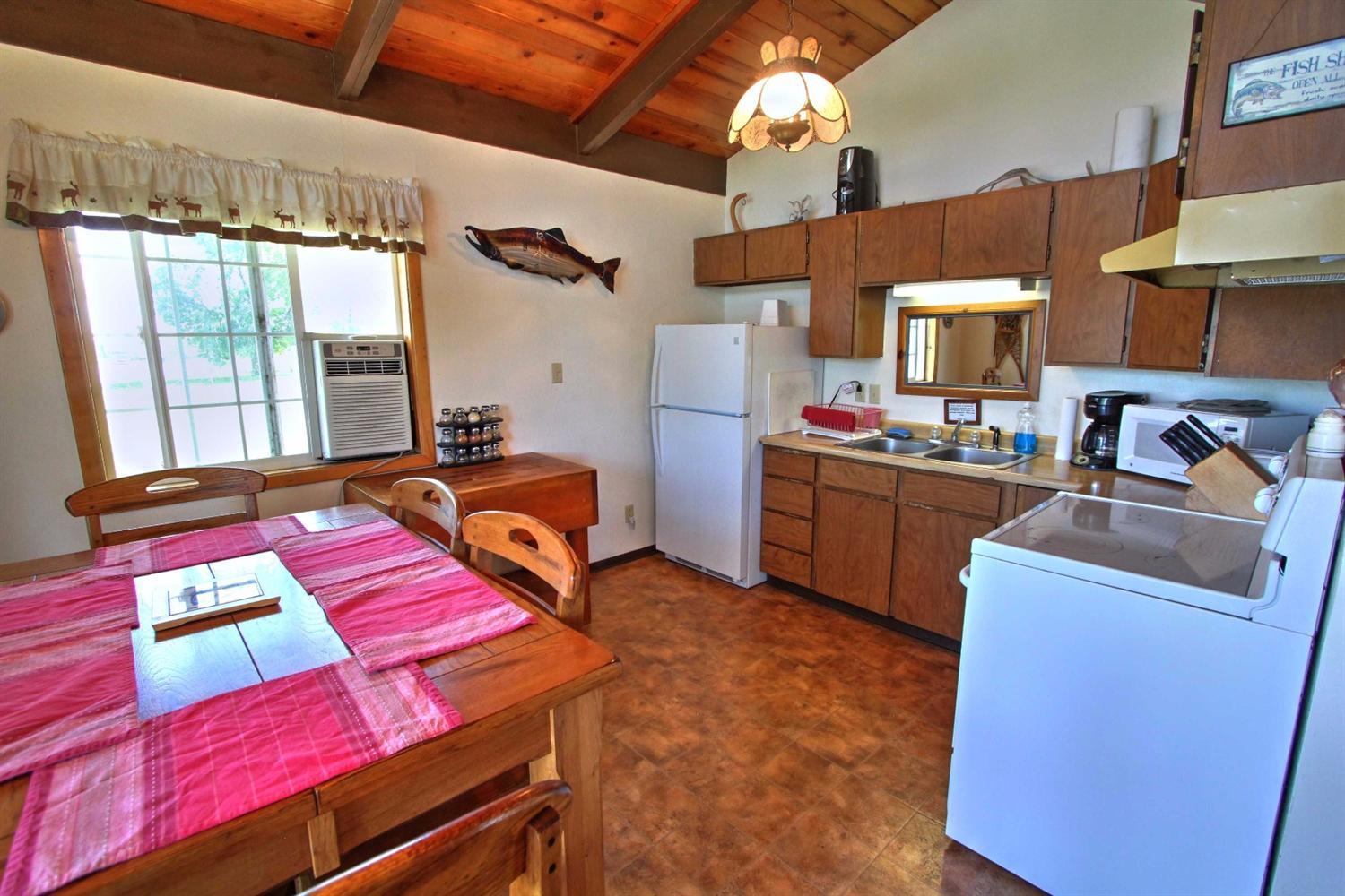 32105 Modoc Point Road Chiloquin, OR 97624 - Photo 16 of 27 Additional Photo