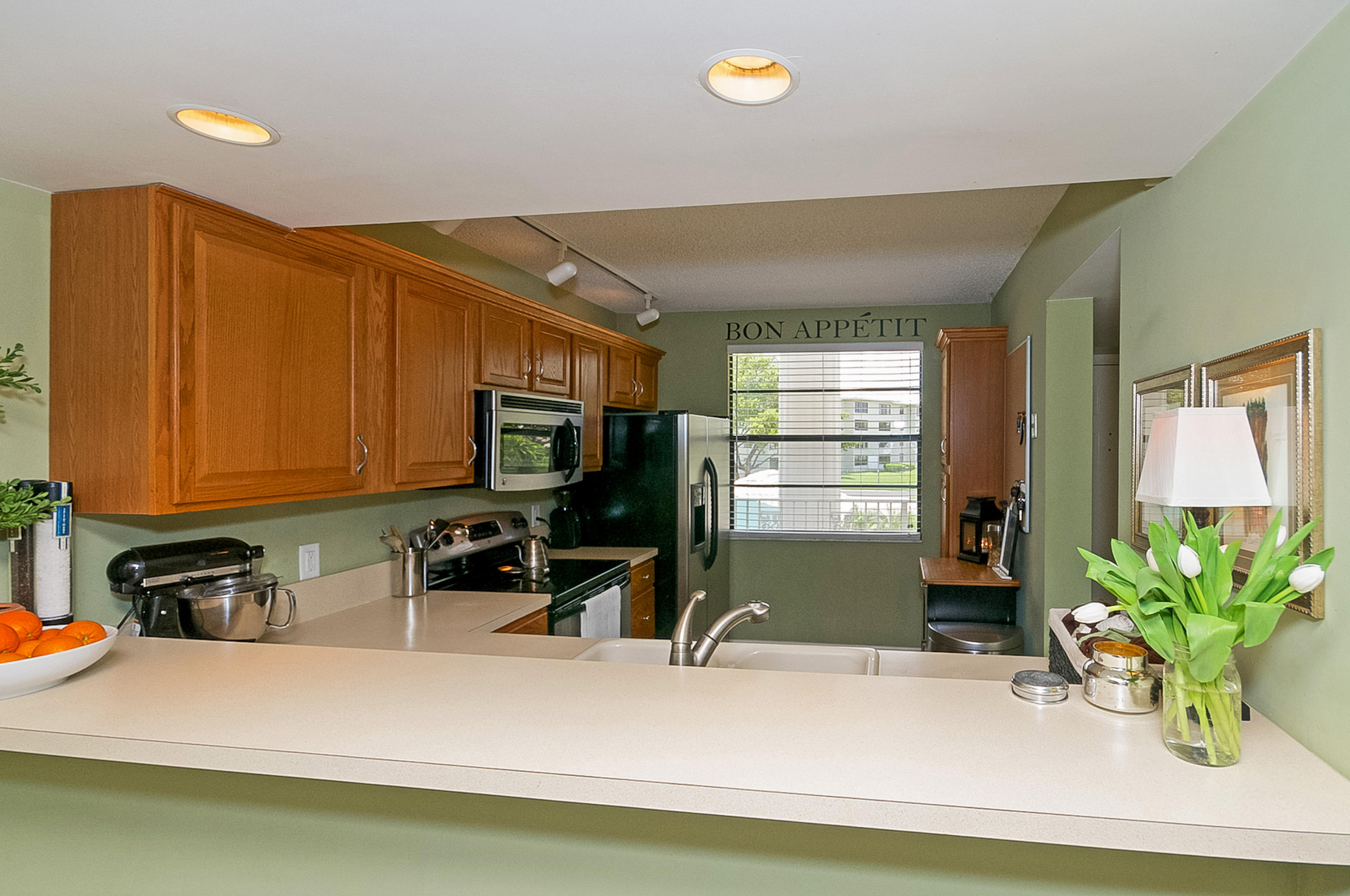 6073 Balboa Circle, Unit 203 Boca Raton, FL 33433 - Photo 3 of 12 6073_balboa_circle_203_MLS_HID1118599_RO