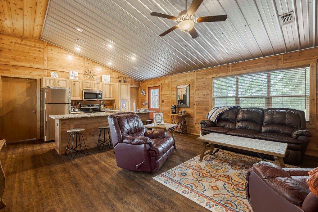 106 Homillus Rd Center Point Comfort, TX 78013 - Photo 13 of 55
