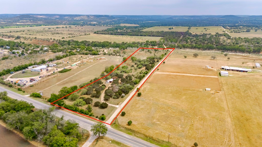 106 Homillus Rd Center Point Comfort, TX 78013 - Photo 45 of 55