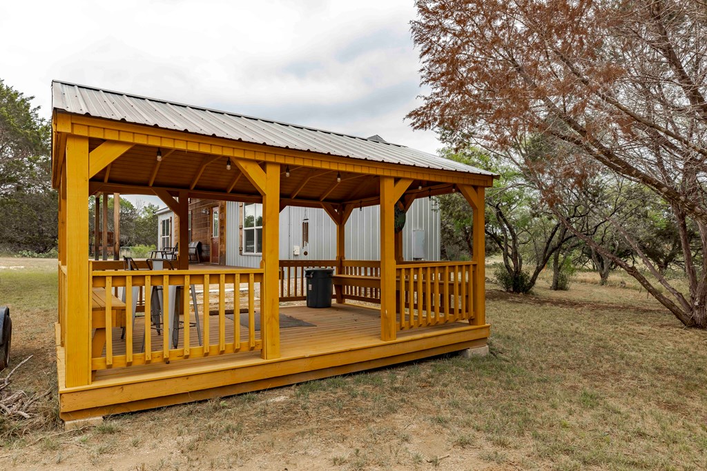 106 Homillus Rd Center Point Comfort, TX 78013 - Photo 8 of 55