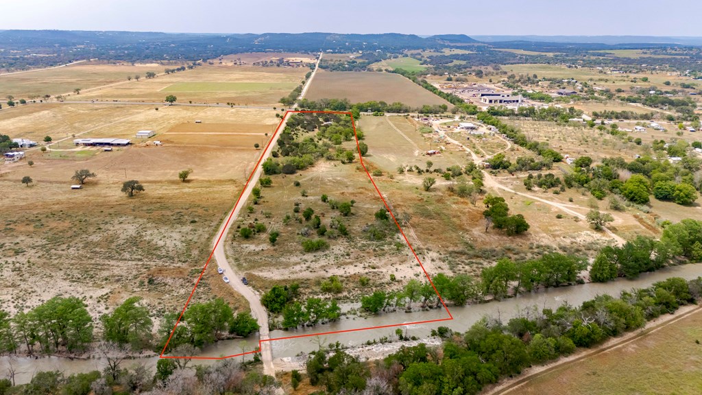 106 Homillus Rd Center Point Comfort, TX 78013 - Photo 10 of 55