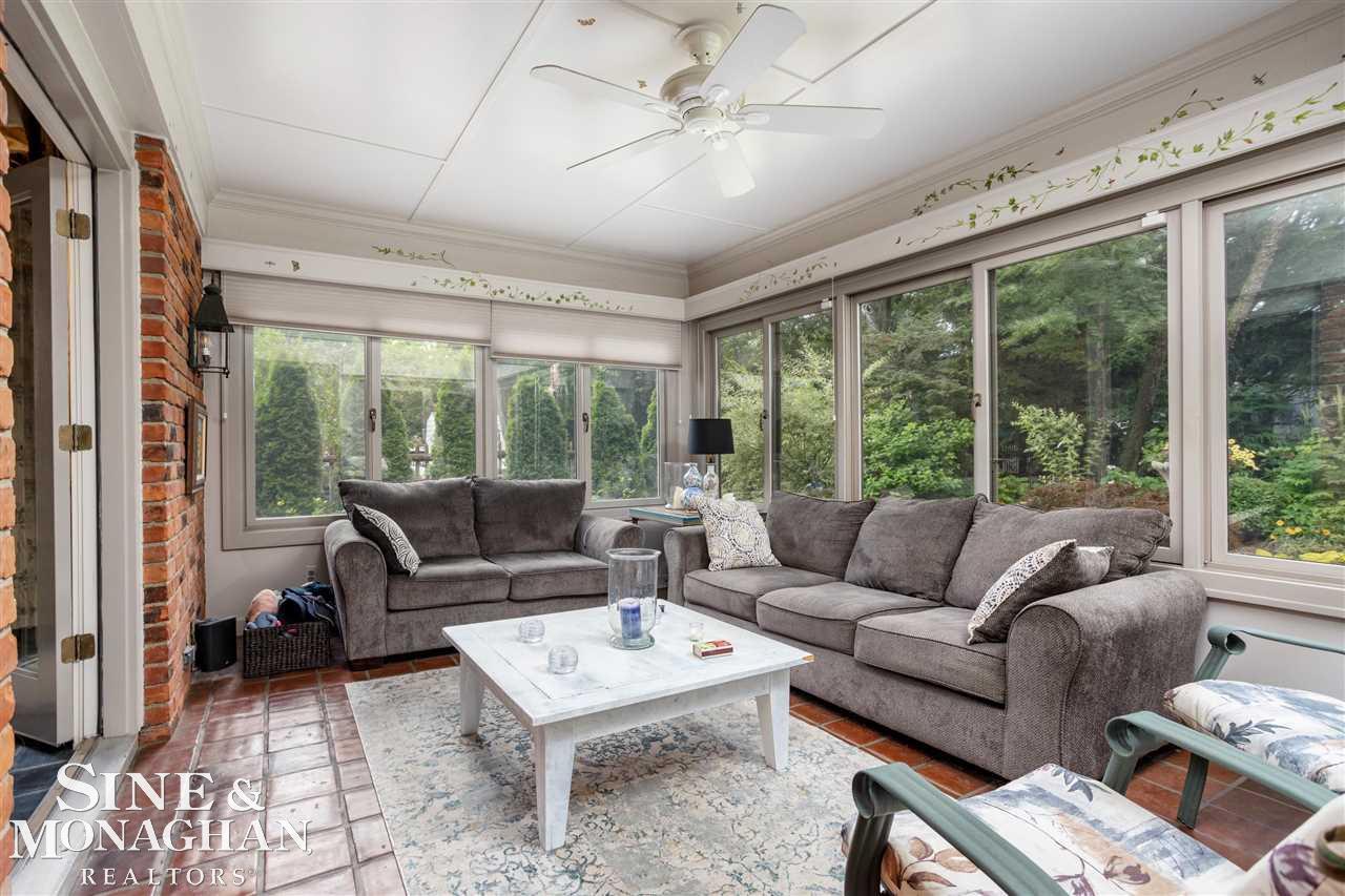 233 Merriweather Road Grosse Pointe Farms, MI 48236 - Photo 22 of 79