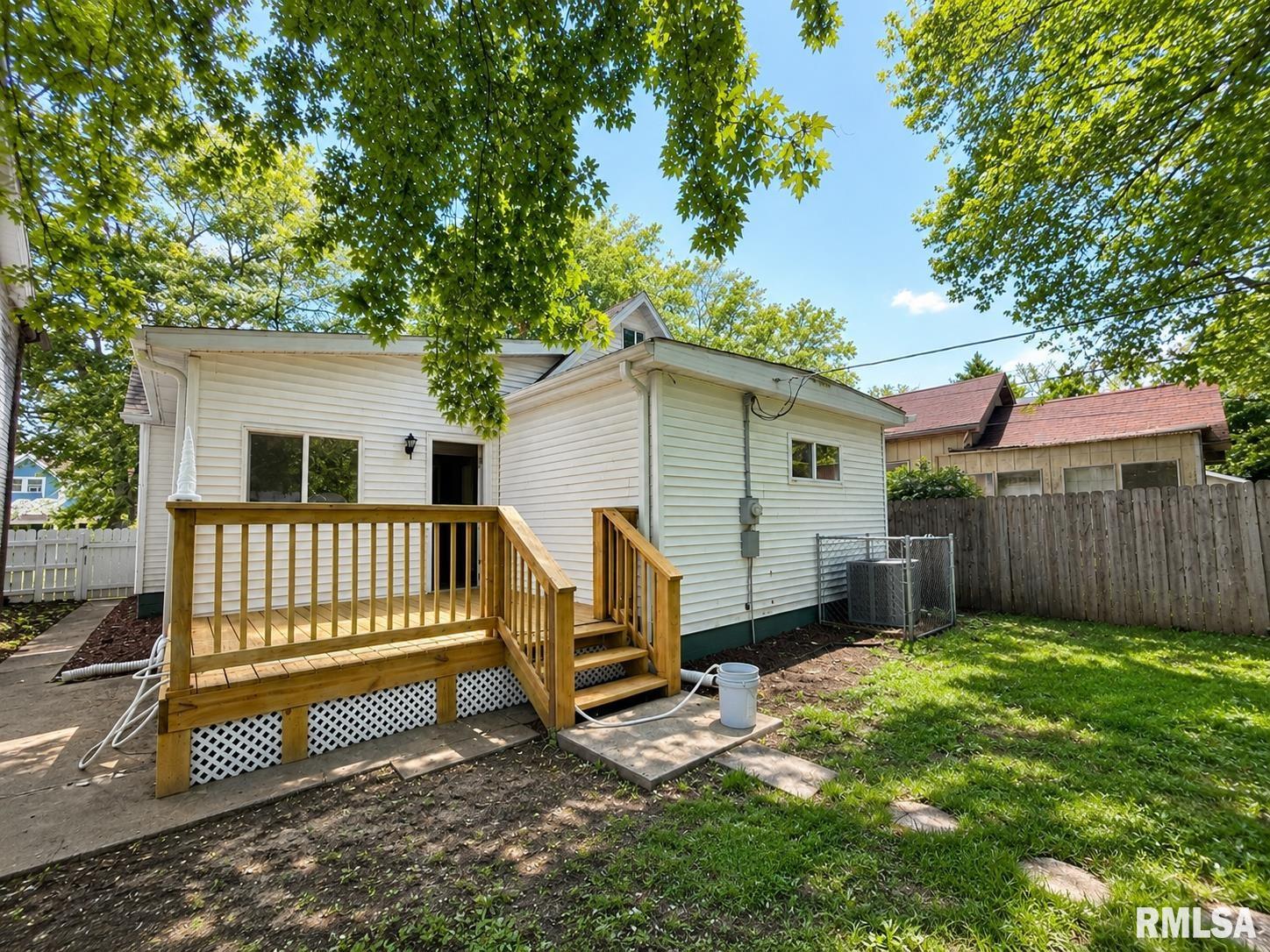 330 South State Street Springfield, IL 62704 - Photo 20 of 29