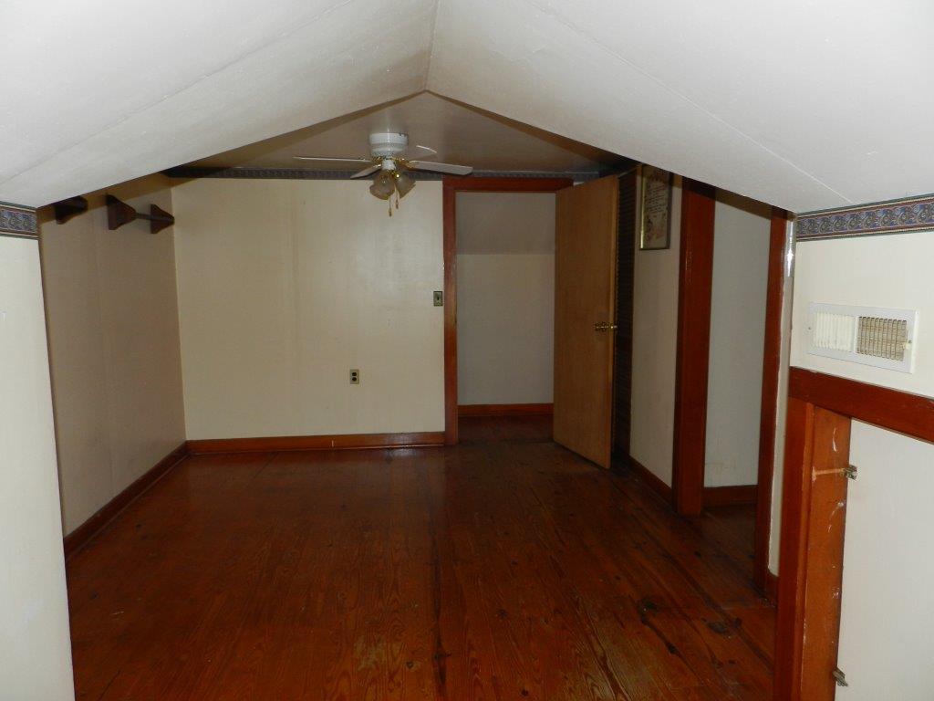 539 Gala Loop Road Eagle Rock, VA 24085 - Photo 18 of 31 Upstairs Rooms