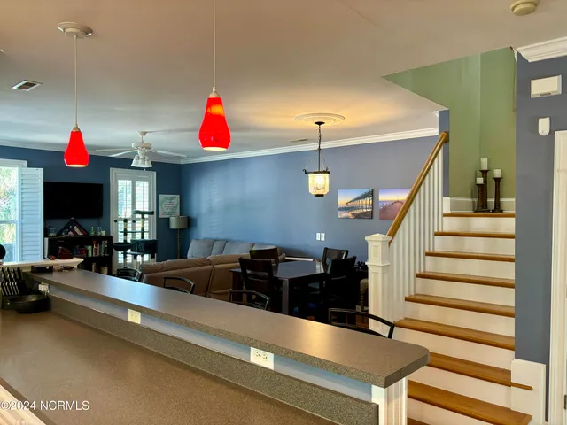 $2,795 | 211 Silver Sloop Way, Carolina Beach, NC 28428