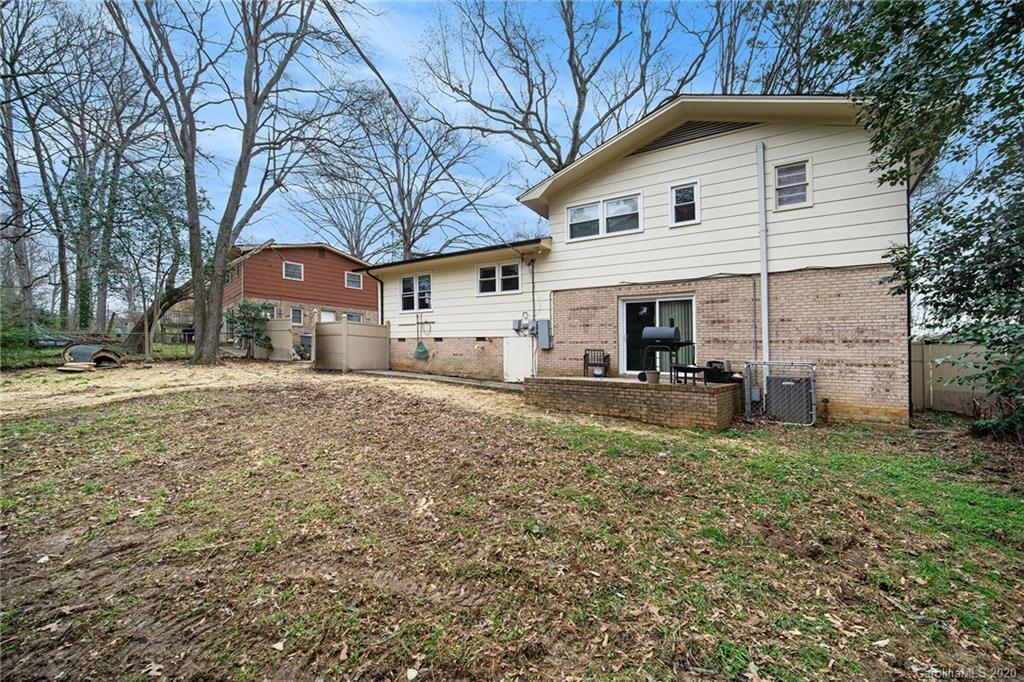 907 Log Cabin Road Charlotte, NC 28213 - Photo 29 of 30 Gallery Image 29