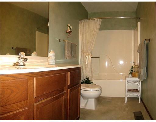 1138 Foxboro Road, Unit 203 Springfield, OH 45503 - Photo 9 of 10